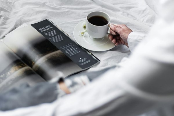 ¿Cómo elegir las cortinas adecuadas para optimizar la luminosidad en una habitación?